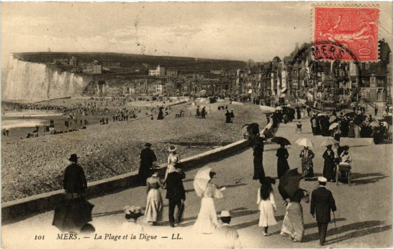 Carte postale ancienne Mers - La Plage et la Digue