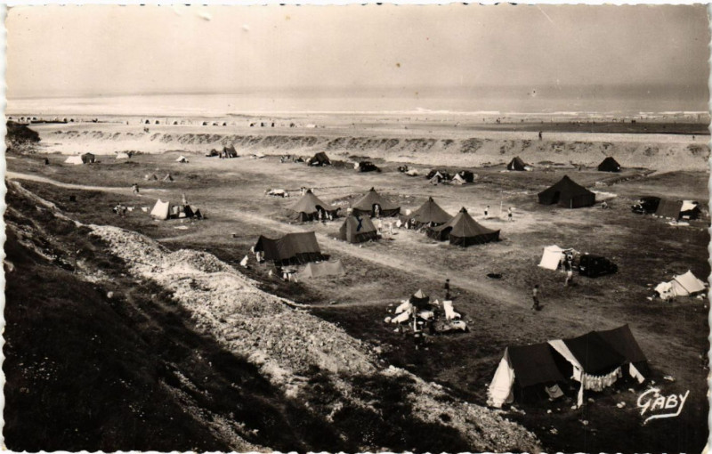 Carte postale ancienne Onival - Le Terrain des Campeurs