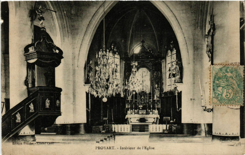 Carte postale ancienne Proyart - Int. de l'Eglise à Proyart