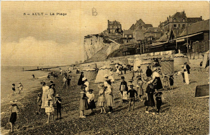 Carte postale ancienne Ault - La Plage à Ault