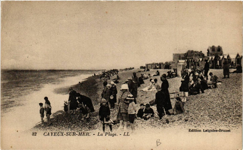 Carte postale ancienne Cayeux-sur-Mer - La Plage à Cayeux-sur-Mer