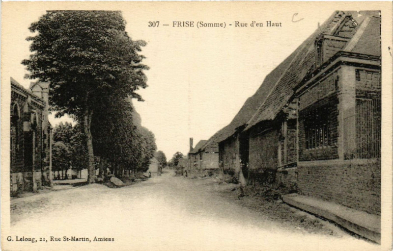 Carte postale ancienne Frise - Rue d'eu Haut à Frise