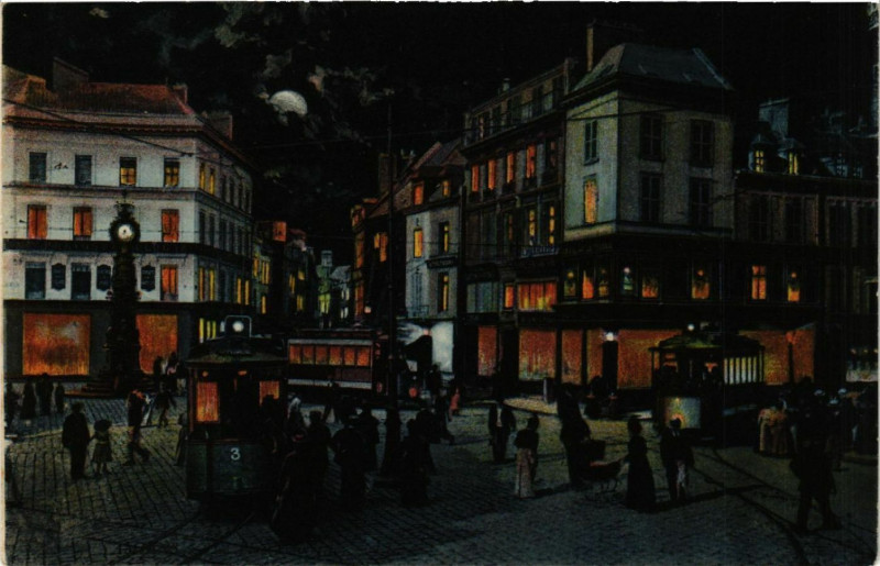 Carte postale ancienne Amiens - La Place Gambetta à Amiens