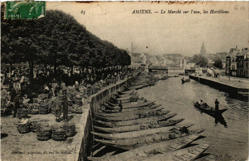 Carte postale ancienne Amiens - Le Marché sur l'eau les Hortillons à Amiens