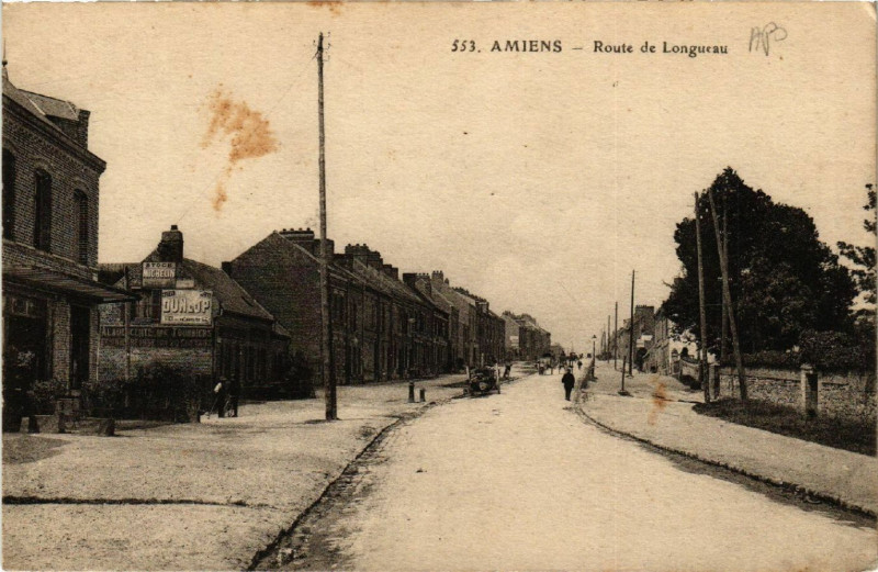Carte postale ancienne Amiens - Route de Longueau à Amiens