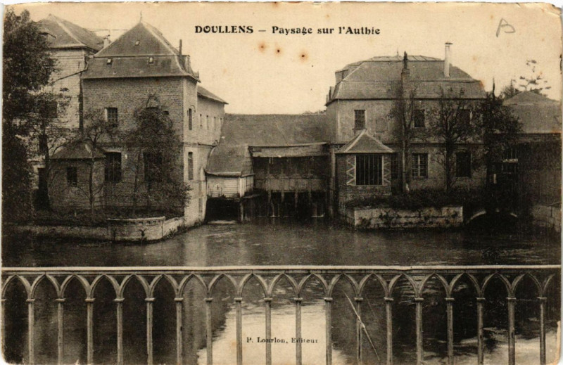 Carte postale ancienne Doullens - Paysage sur l'Autbie à Doullens