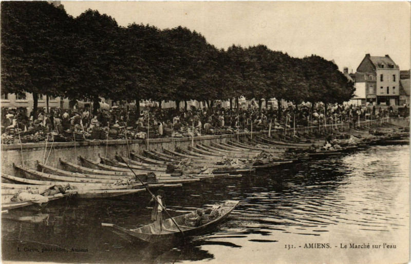 Carte postale ancienne Amiens - Le Marchesur l'eau à Amiens