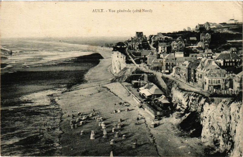 Carte postale ancienne Ault - Vue générale (cote Nord) à Ault