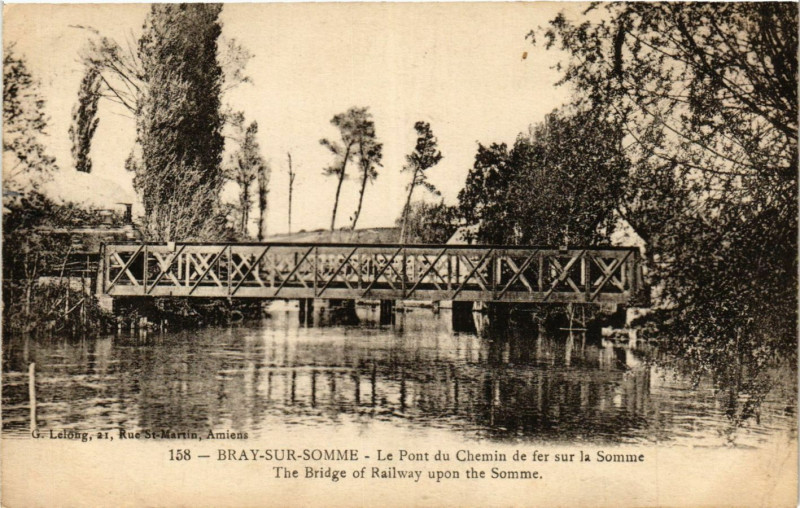 Carte postale ancienne Bray-sur-Somme - Le Pont du Chemin de fer sur la Somme à Bray-sur-Somme