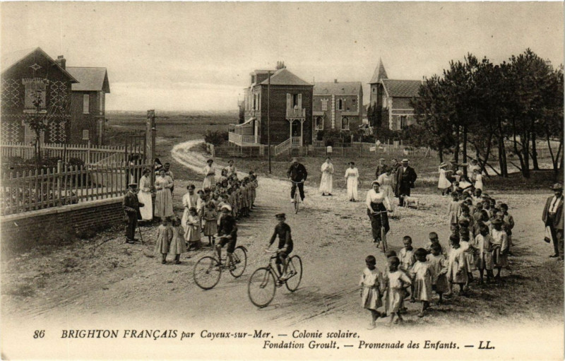 Carte postale ancienne Brighton Francais par Cayeux-sur-Mer - Colonie Scolaire à Cayeux-sur-Mer
