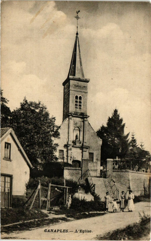 Carte postale ancienne Canaples - L'Eglise à Canaples