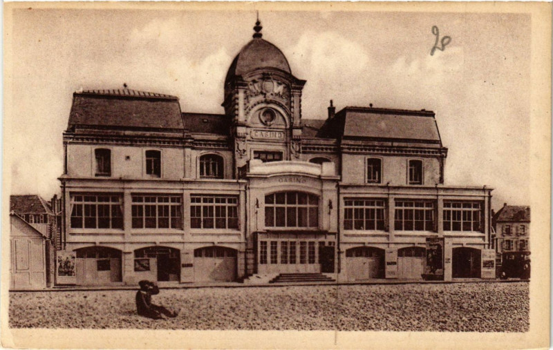 Carte postale ancienne Cayeux-sur-Mer - Le Casino (Georges Demailly Arch) à Cayeux-sur-Mer
