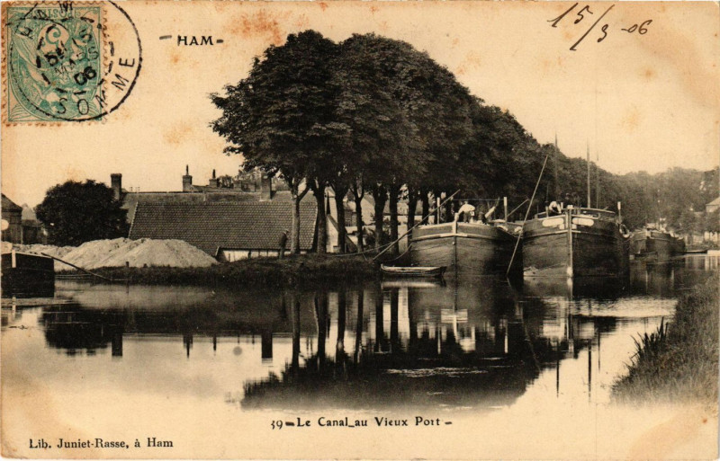 Carte postale ancienne Le Canal au Vieux Port à Ham