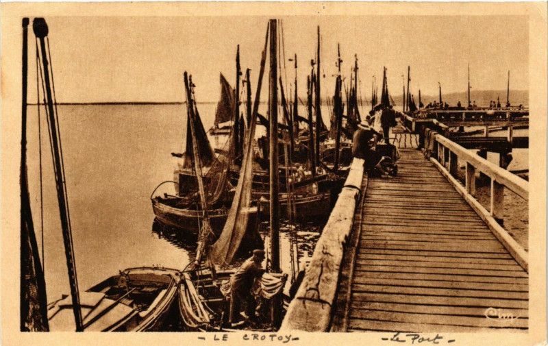 Carte postale ancienne Le Crotoy - Le Port et la Jetée au Crotoy
