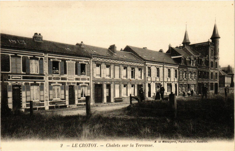 Carte postale ancienne Le Crotoy - Chalets sur la Terrasse au Crotoy