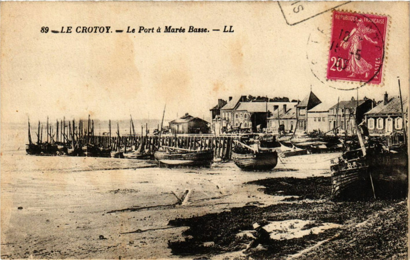 Carte postale ancienne Le Crotoy - Le Port a Marée Basse au Crotoy