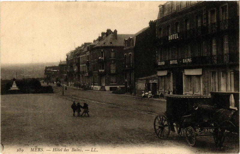 Carte postale ancienne Mers - Hotel des Bains
