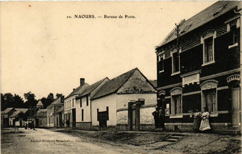 Carte postale ancienne Naours - Bureau de Poste à Naours