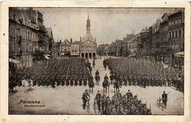 Carte postale ancienne Peronne - Nordfrankreich à Péronne
