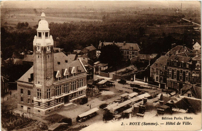 Carte postale ancienne Roye - Hotel de Ville à Roye