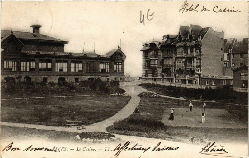 Carte postale ancienne Acers - Le Casino
