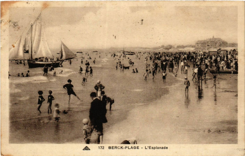 Carte postale ancienne Berck-Plage L'Esplanade à Berck