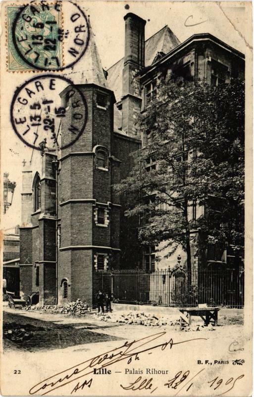 Carte postale ancienne Lille Palais Rihour à Lille