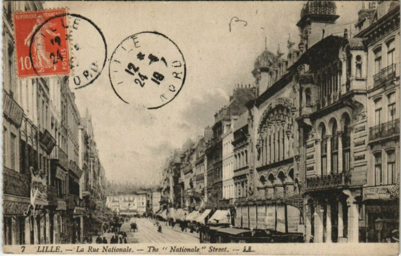 Carte postale ancienne Lille La Rue Nationale à Lille