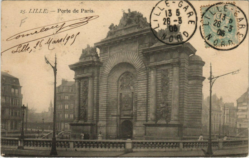 Carte postale ancienne Lille Porte de Paris à Lille
