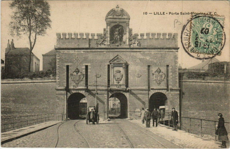 Carte postale ancienne Lille Porte Saint-Maurice à Lille
