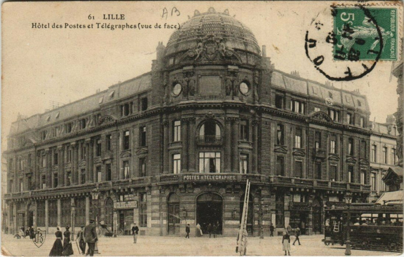 Carte postale ancienne Lille Hotel des Postes et Télégraphes à Lille