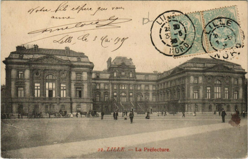 Carte postale ancienne Lille La Préfecture à Lille