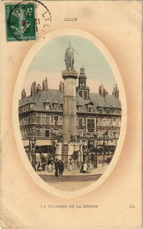 Carte postale ancienne Lille La Colonne de la Déesse à Lille