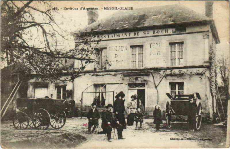 Carte postale ancienne Mesnil-Glaise Restaurant Saint-Roch à Sai