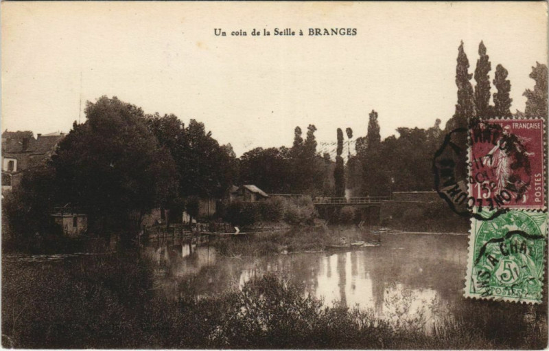 Carte postale ancienne Branges Un Coin de la Seille à Branges