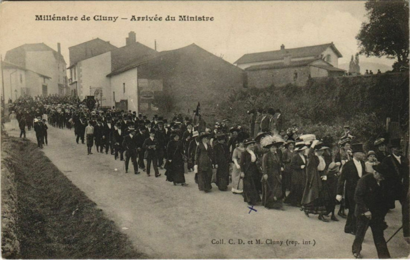 Carte postale ancienne Cluny Millenaire de Cluny - Arrivee du Ministre à Cluny