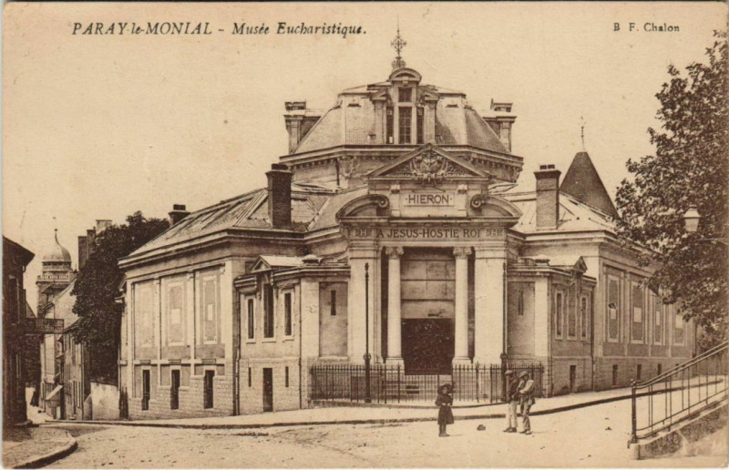 Carte postale ancienne Paray-le-Monial Musee Eucharistique à Paray-le-Monial
