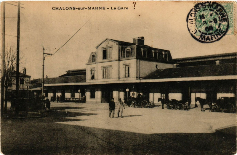 Carte postale ancienne Chalons-sur-Marne - La Gare