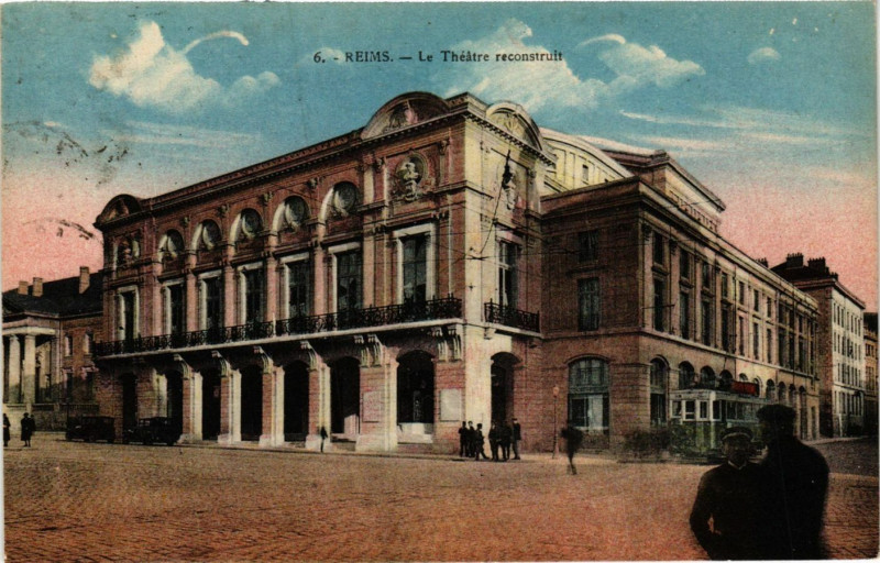 Carte postale ancienne Reims - Le Théatre reconstruit à Reims