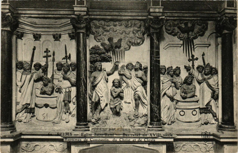 Carte postale ancienne Reims Eglise Saint-Remi Bas relief du Xvii siecle Baptemes de à Reims