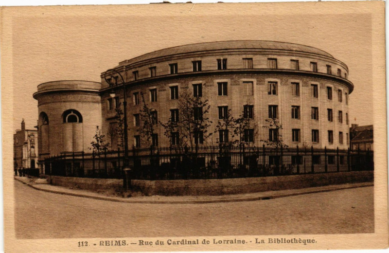 Carte postale ancienne Reims - Rue du Cardinal de Lorraine - La Bibliotheque à Reims