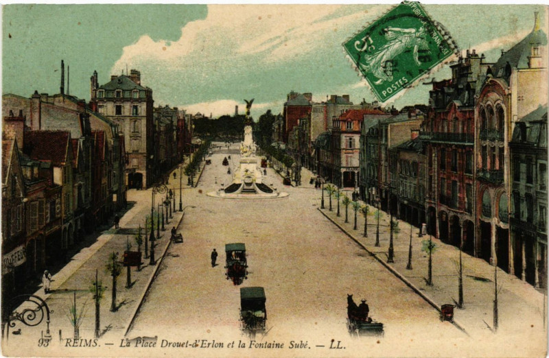 Carte postale ancienne Reims - La Place Drouet-d'Erlon et la Fontaine Sube à Reims