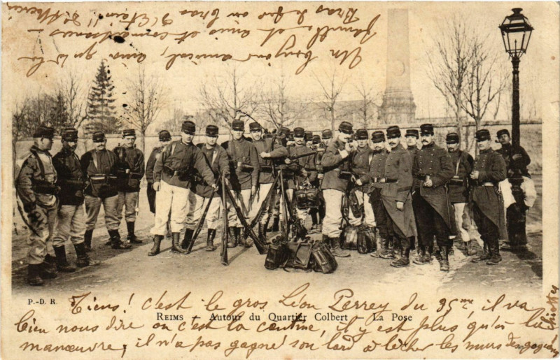 Carte postale ancienne Reims - Autour du Qartier Colbert - La Pose à Reims
