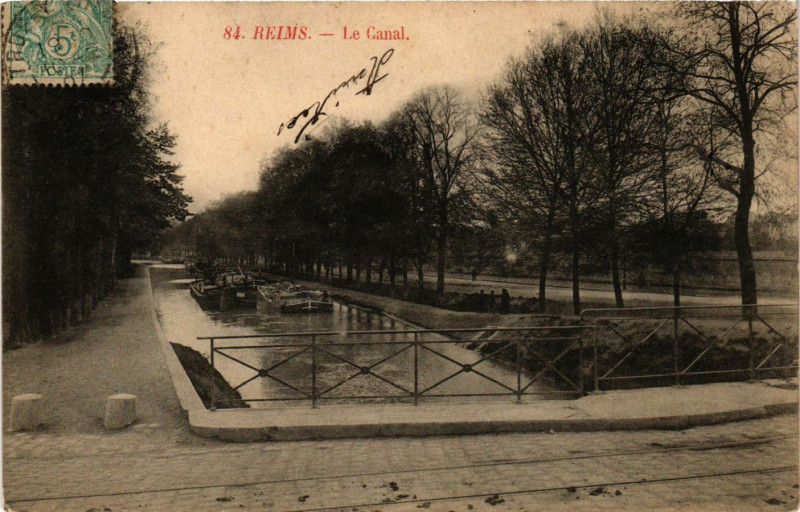 Carte postale ancienne Reims - Le Canal à Reims