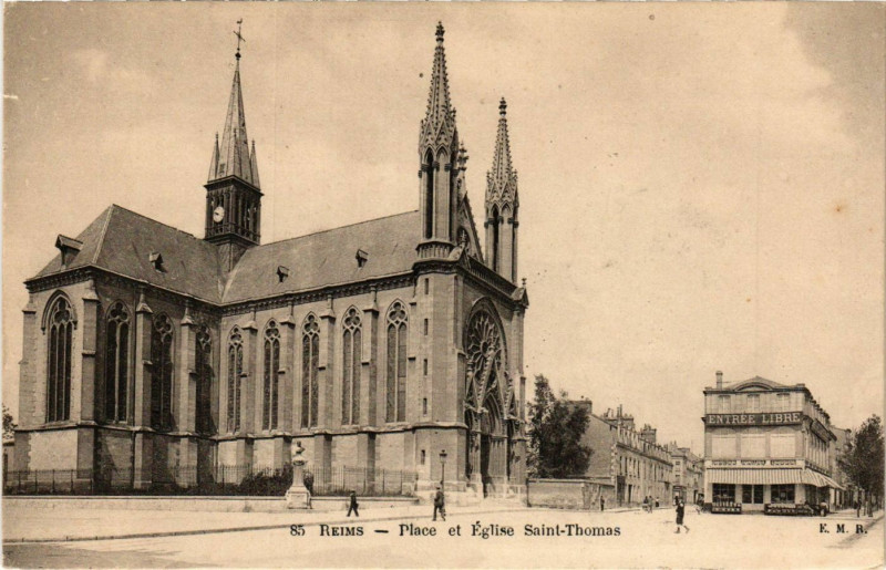 Carte postale ancienne Reims - Place et Eglise Saint-Thomas à Reims