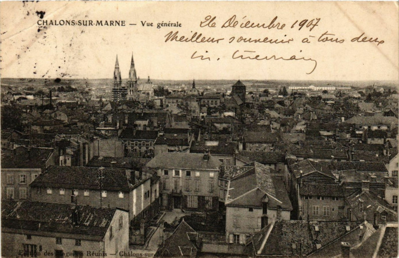 Carte postale ancienne Chalons-sur-Marne - Vue générale
