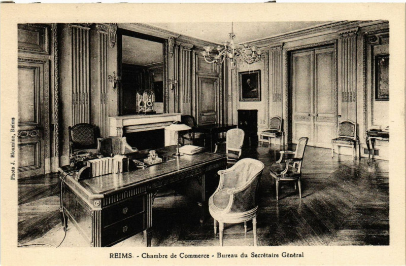 Carte postale ancienne Reims - Chambre de Commerce - Bureau du Secretaire général à Reims