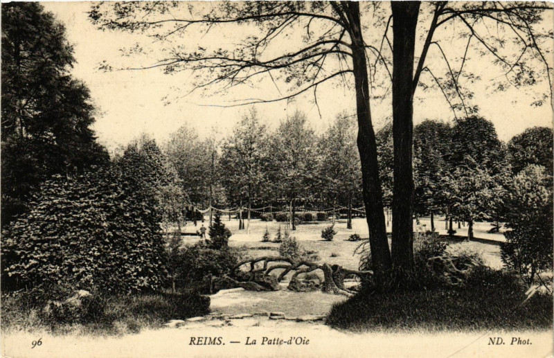 Carte postale ancienne Reims - La Patte-d'Oie à Reims