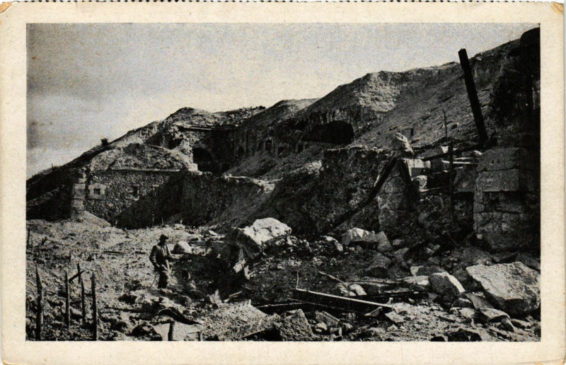 Carte postale ancienne Reims - Fort de la Pompelle à Reims