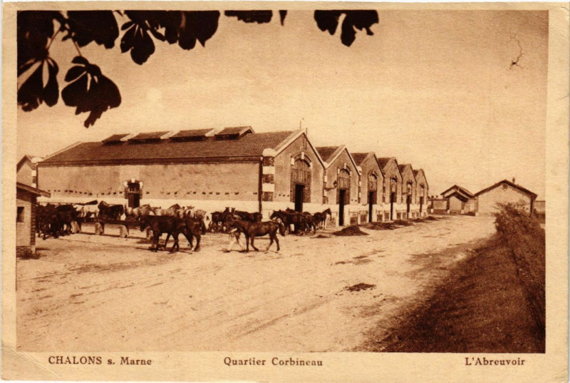 Carte postale ancienne Chalons-sur-Marne - Quartier Corbineau